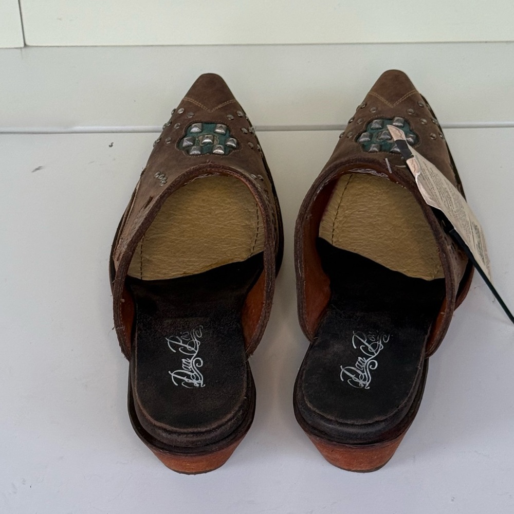 Dan Post Ladies Tan Oiled Mule with Studs and Cushion Comfort Insole DPP5099 - Picture 4 of 8